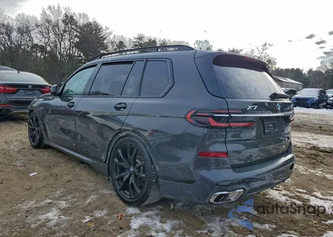 2023 BMW X7 xDrive40I z USA, uszkodzony, nr VIN 5UX23EM00P9P33399